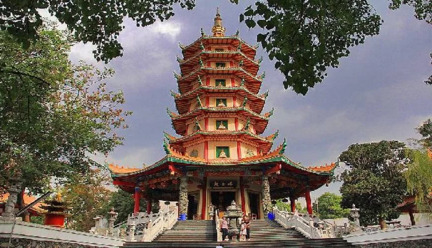 Pagoda Avalokitesvara